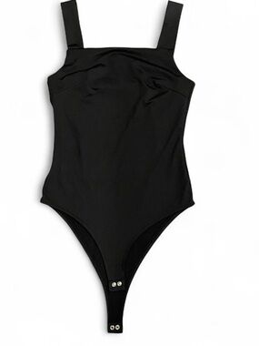 ReoRia Black Square Neck Bodysuit